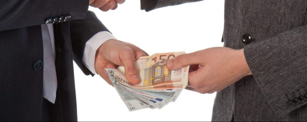 geld lenen met schulden